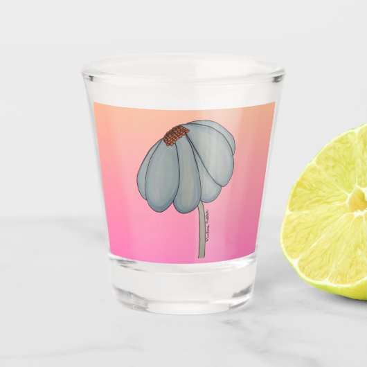 Blauwe bloem met roze achtergrond shot glas (Voorkant)