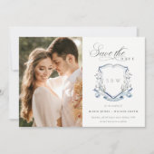 Blauwe bloem Waterverf Monogram Foto Crest Save The Date (Voorkant)