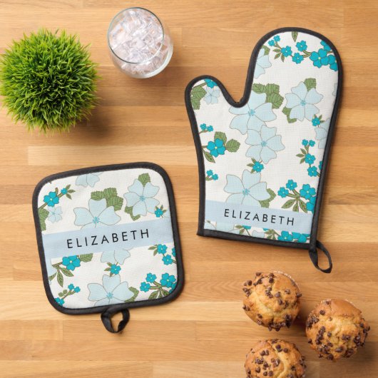Blauwe bloemen, bloemenpatroon, Jouw naam Ovenwant & Pannenlap Set (Top down)