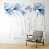 Blauwe Bloemen Eerste Heilige Communie Foto Achter Wandkleed (In Situ (horizontaal))