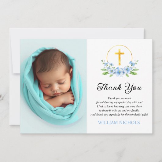 Blauwe bloemen en gouden kruis jongen doop foto bedankkaart (Voorkant)