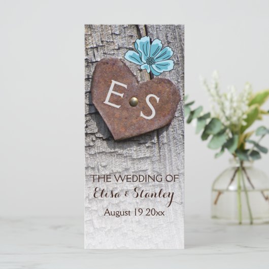 Blauwe bloemen en hart op het programma voor de br programmakaart (Staand voorkant)