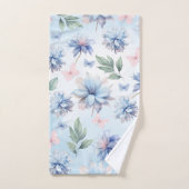 Blauwe bloemen en roze vlinders bad handdoek (Handdoek)