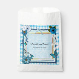 Blauwe bloemen en vlinders bedankzakje