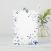 Blauwe bloemen en vlinders blanco bruiloft kaart (Staand voorkant)