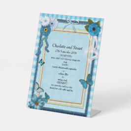 Blauwe bloemen en vlinders reclamebord met voetstuk