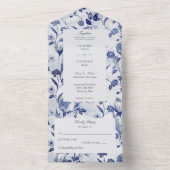 Blauwe bloemen en wijnstokken All In One Uitnodiging (Binnen)