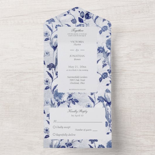 Blauwe bloemen en wijnstokken All In One Uitnodiging (Binnen)