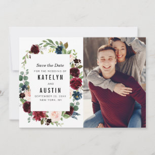 blauwe bloemen foto van de burgundy navy save the date