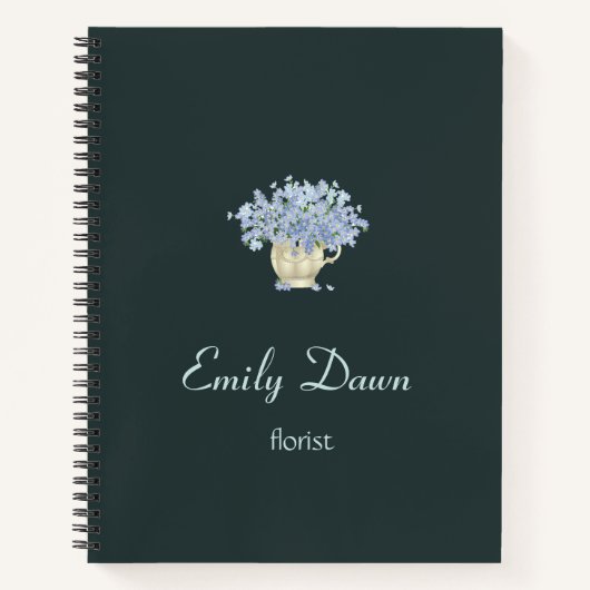 Blauwe bloemen in vasgrijs notitieboek (Voorkant)