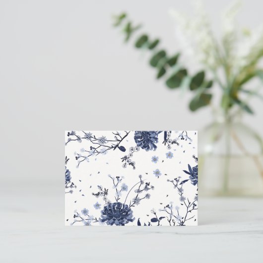 Blauwe bloemen kortingskaartje (Staand voorkant)