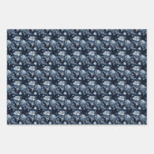 Blauwe bloemen op donkerblauw inpakpapier vel (Voorkant 3)