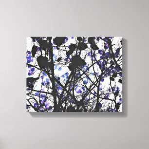 Blauwe bloemen op het concept van de winterboom di canvas afdruk