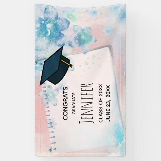  Blauwe Bloemen op Roze Achtergrond Afstuderen Spandoek (Verticaal)