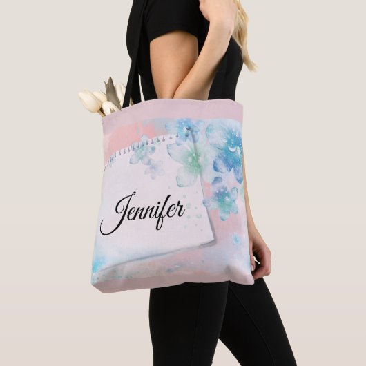 blauwe bloemen op roze achtergrond tote bag (Dichtbij)