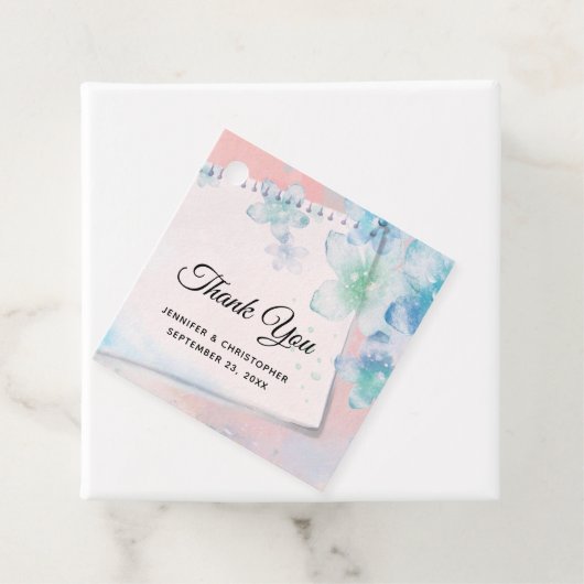 Blauwe Bloemen op Roze Bruiloft Bedankjes Labels (In situ)