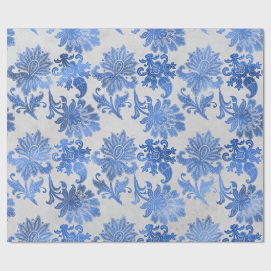 Blauwe  bloemen op wit cadeaupapier (Vlak)