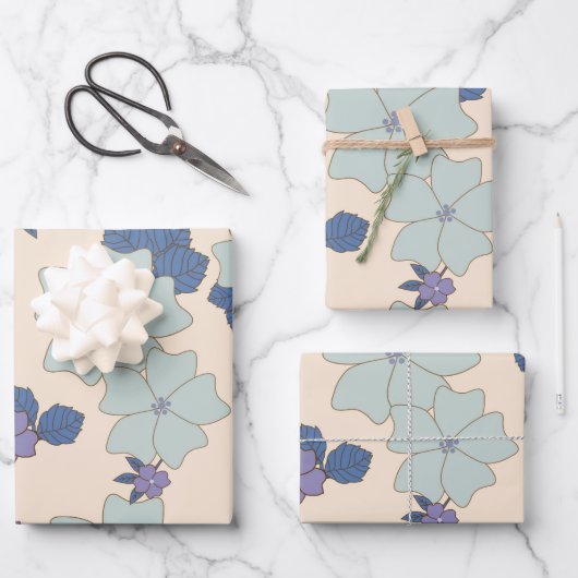 Blauwe bloemen, paarse bloemen, Floral Pattern Inpakpapier Vel (Voorkant)