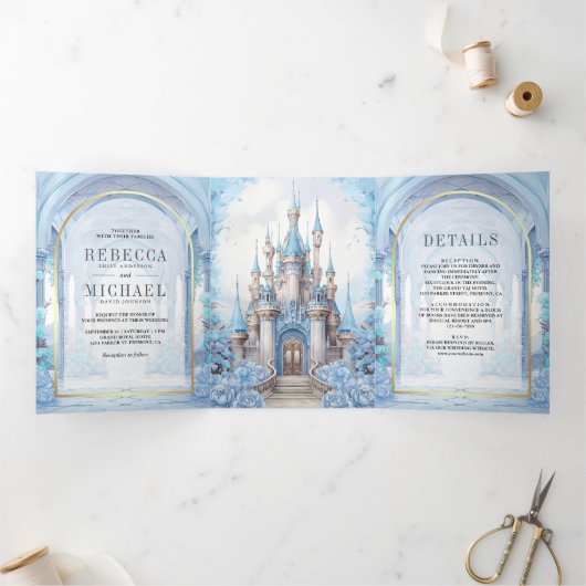 Blauwe Bloemen Sprookjeskasteel Alles in één bruil Drieluik Uitnodiging (Binnen)