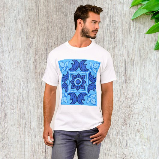 Blauwe Bloemen Tegel Patroon  Mediterraan T-shirt