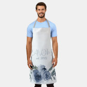 Blauwe bloemen voor oma schort (Gedragen)