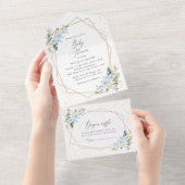 Blauwe bloemen, witte bloemen, groen, Baby shower All In One Uitnodiging (Afscheurbaar)