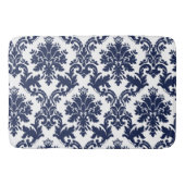 Blauwe bloemendamast op witte achtergrond badmat (Voorkant)