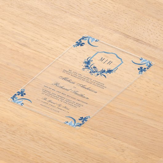 Blauwe Bloemenkam Monogram Huwelijk Acryl Uitnodigingen (Laagn)