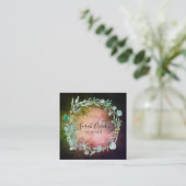 Blauwe Bloemenkrans Monogram op Mossy Dark Greens Vierkante Visitekaartje (Staand voorkant)