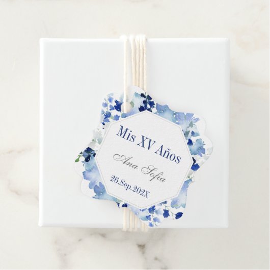 Blauwe bloemenquinceañera bedankjes labels (In situ)