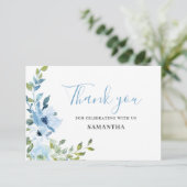 Blauwe bloemige babyshower platte bedankkaart (Staand voorkant)