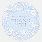Blauwe bloemige bruidsbruiloft bedankstickers ronde sticker (Voorkant)