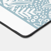 Blauwe bloemige monogram bureaumat (Hoek)