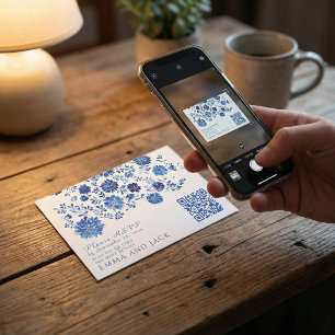 Blauwe bloemige trouw-RSVP QR-code responskaart Informatiekaartje