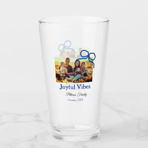 Blauwe boog vreugdevolle Vibes voeg familienaam fo Glas