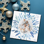 Blauwe Botanische Chanoeka Familie Foto Plein Feestdagenkaart<br><div class="desc">Mooie blauw waterverf botanische bladeren komen uit je verticaal joodse familiefoto voor een Happy Chanoeka. Personaliseer deze elegante Chanoeka vierkante fotokaart met een 2e horizontaal afbeelding op de achterkant.</div>