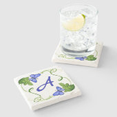 Blauwe Butterflies Green Leaf Custom Monogram Stenen Onderzetter (Zijkant)
