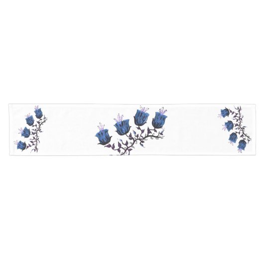 Blauwe Canterbury Bells op Vine Flowers Tafelloper (Horizontaal)