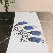 Blauwe Canterbury Bells op Vine Flowers Tafelloper