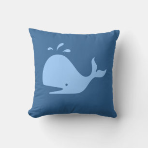 Blauwe CARTOON walvis op medium blauw kussen