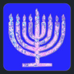 Blauwe Chanoeka Menorah 4Ruth Vierkante Sticker<br><div class="desc">Je zult graag je cadeaus met onze menorah stickers versieren!</div>