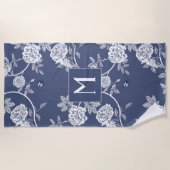 Blauwe Chinoiserie Bloemen en Vogels Monogram Strandlaken (Voorkant)