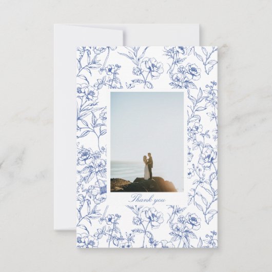 Blauwe Chinoiserie Bloemen Foto Bruiloft Bedankkaart (Voorkant)