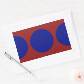 Blauwe cirkels op rood rechthoekige sticker (Envelop)