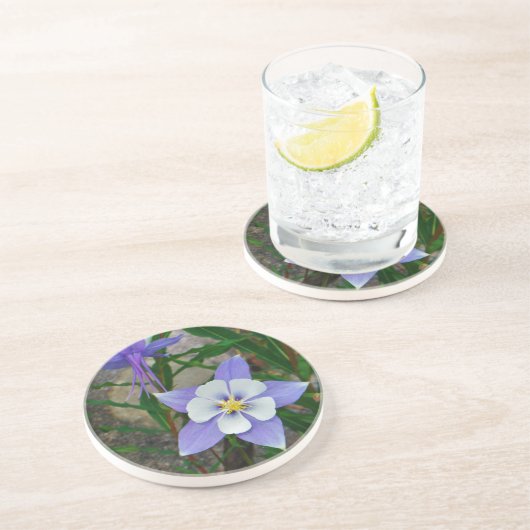 Blauwe columbine zandsteen onderzetter (Zijkant)