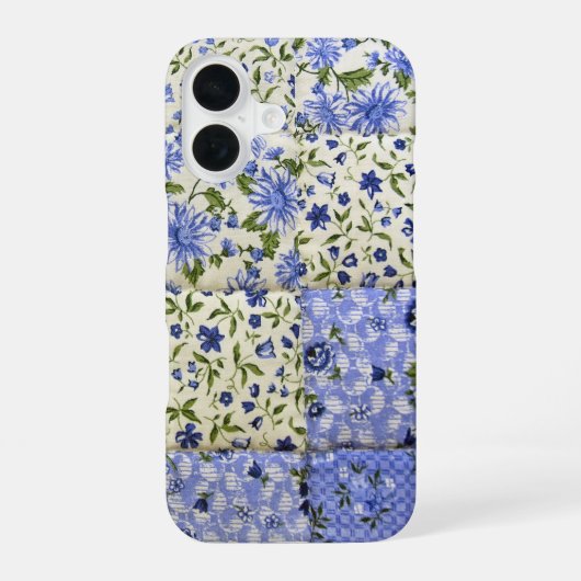 Blauwe Cornflower Patchwork Quilt iPhone 16 Hoesje (Achterkant)