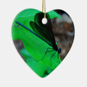 Blauwe Damselfly op een groen blad. Keramisch Ornament (Rechts)