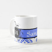 Blauwe demker en monogram koffiemok (Voorkant links)