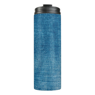 Blauwe denim jeans textuur dicht bij elkaar. Blauw Thermosbeker