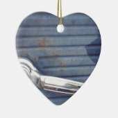  blauwe deur, zilverhandje keramisch ornament (Rechts)